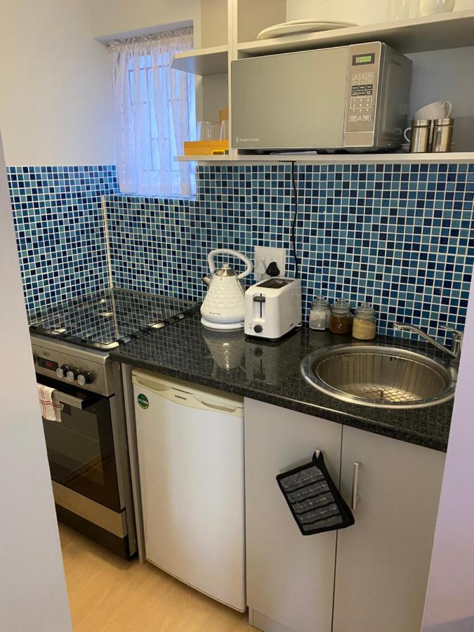 허머너스 Self Catering Luke Drive Onrus 아파트 외부 사진