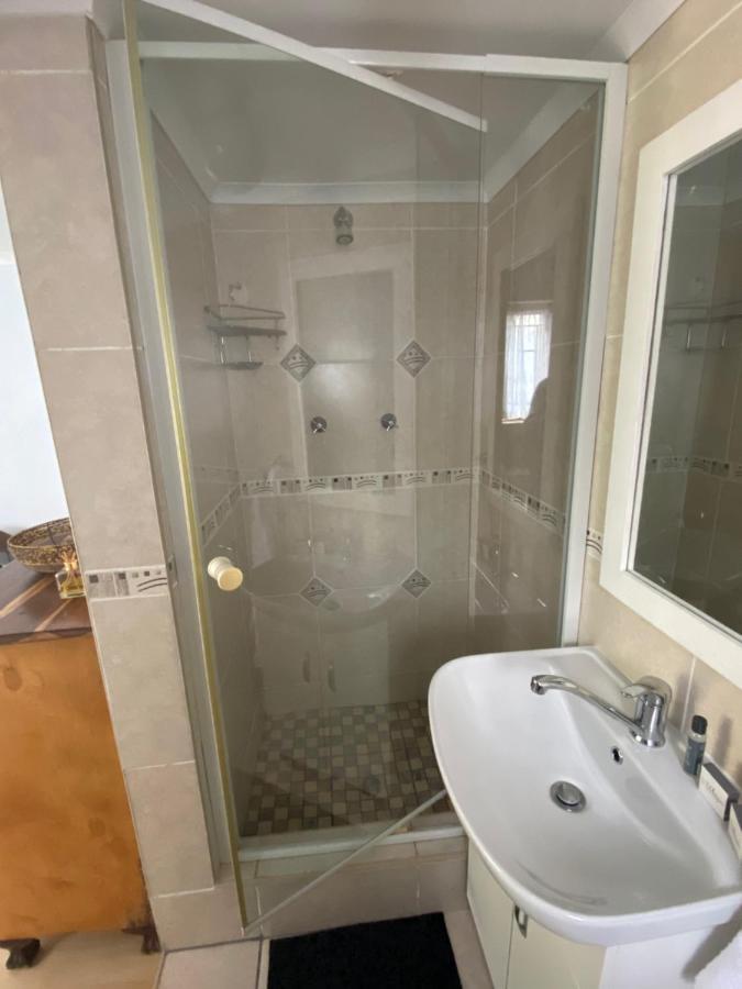 허머너스 Self Catering Luke Drive Onrus 아파트 외부 사진